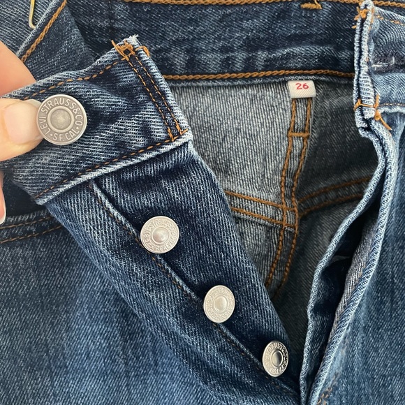 Levi’s wedgie white oak cone denim fringed hem 26 - Picture 8 of 15